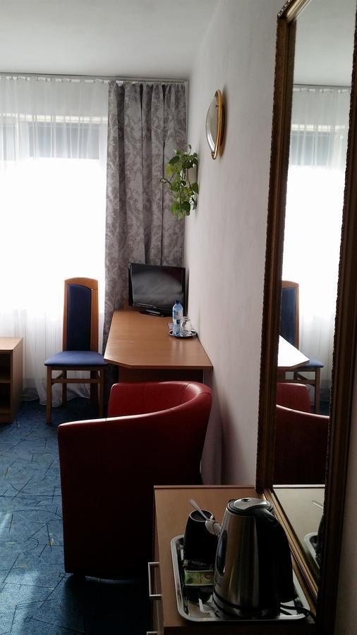 Hotel As ビャワ・ボドラスカ エクステリア 写真